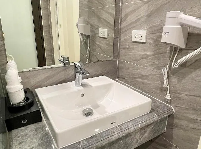 Ngọc ánh Dương Khách sạn Hạ Long