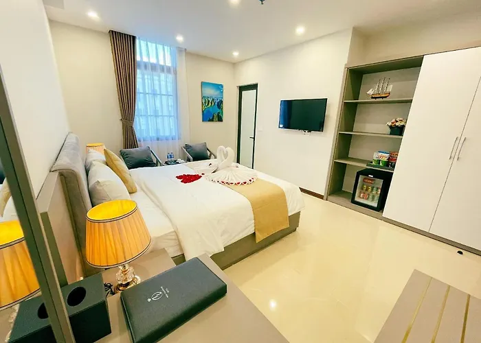 Ngọc ánh Dương Hạ Long