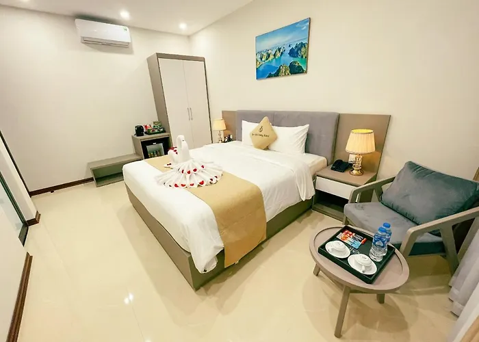 Ngọc ánh Dương Khách sạn Hạ Long