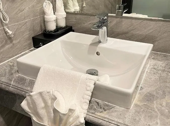 Ngọc ánh Dương Khách sạn Hạ Long