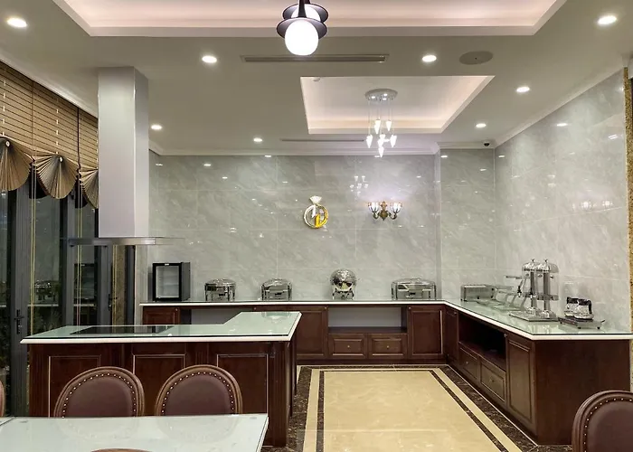 Khách sạn Ngọc ánh Dương